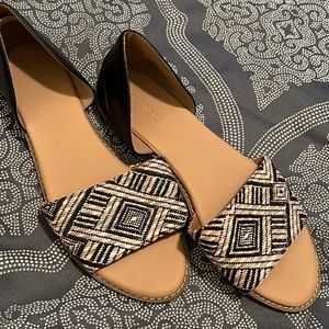 Black and Tan flats